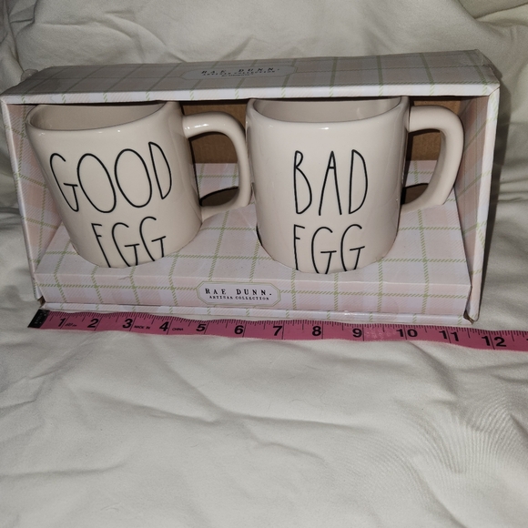 Rae Dunn Artisan Collection Easter Themed Coffee Cups - Picture 3 of 4